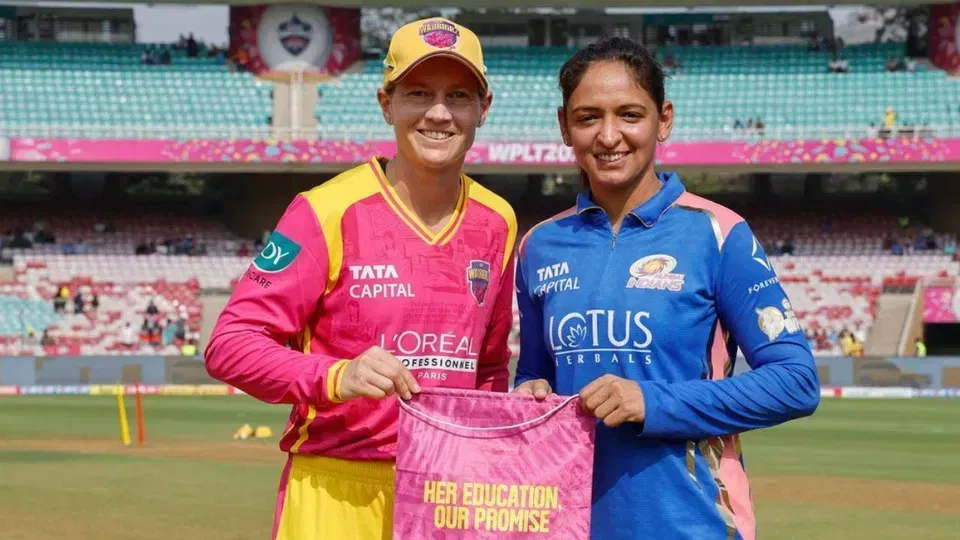 Why have UP Warriorz players worn pink jersey in WPL match vs Mumbai Indians?